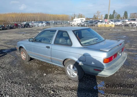 1992 Nissan Sentra из США, поврежденный, VIN 1N4EB32A4NC719822